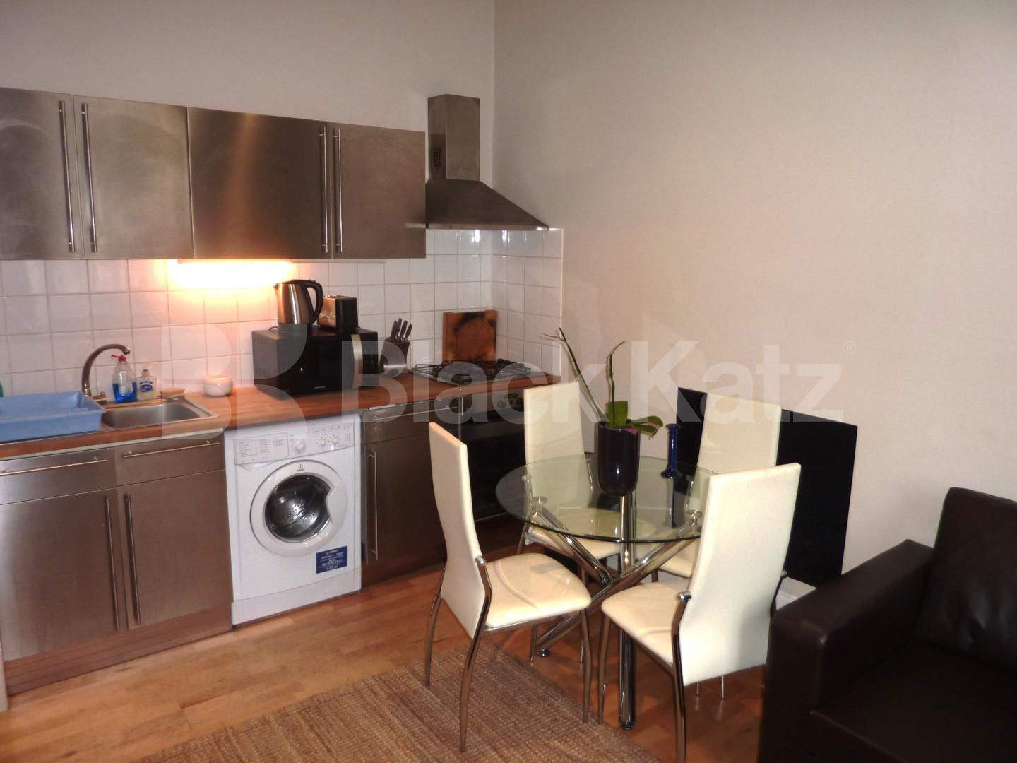 			NEW INSTRUCTION!, 2 Bedroom, 1 bath, 1 reception Flat			 Leinster Square, BAYSWATER